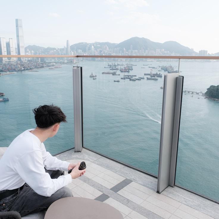 Outdoor terrace seating suitable for families in Milano